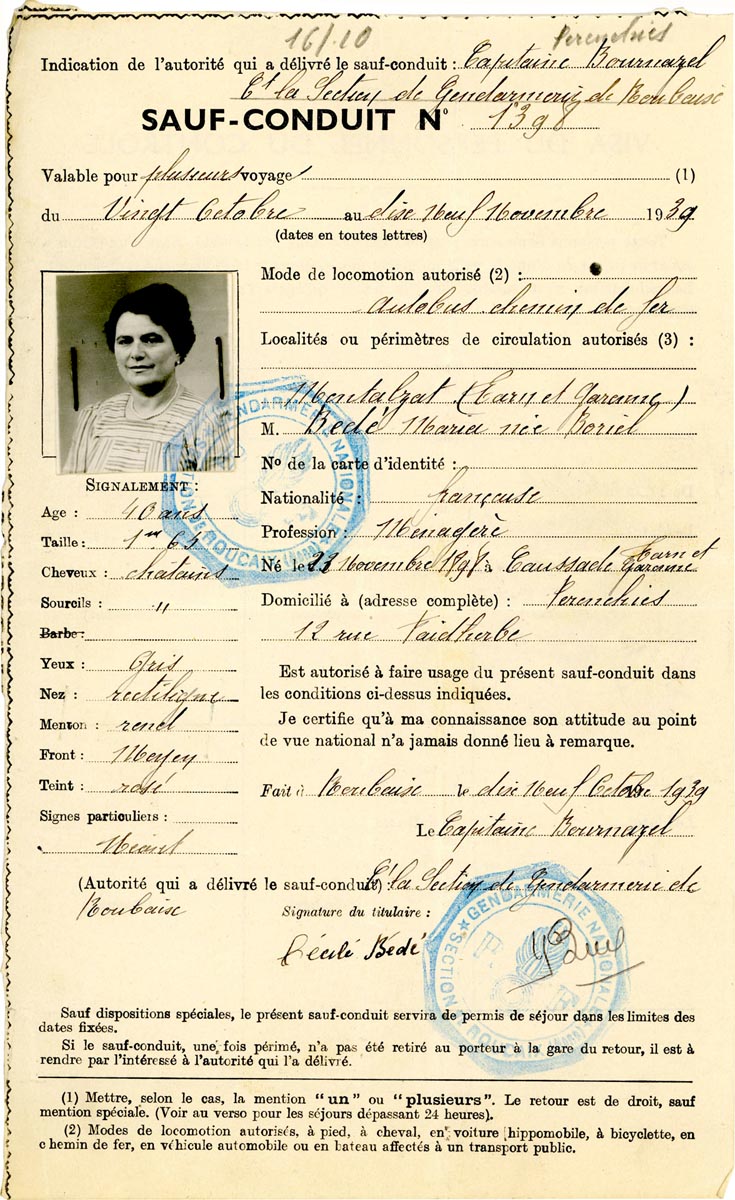 Sauf-conduits et laissez-passer tenant lieu de passeport, 1939. Archives municipales de Pérenchies - 4PER_H73