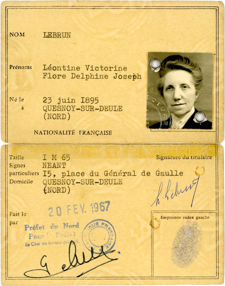 Carte d'identité de Léontine Lebrun, 1967. Archives municipales de Quesnoy-sur-Deûle - 1QSD_Z309