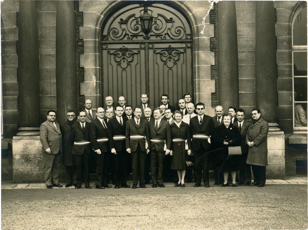 Portrait du conseil municipal de Lambersart, 1971. Archives municipales de Lambersart - 1LAM_Fi3