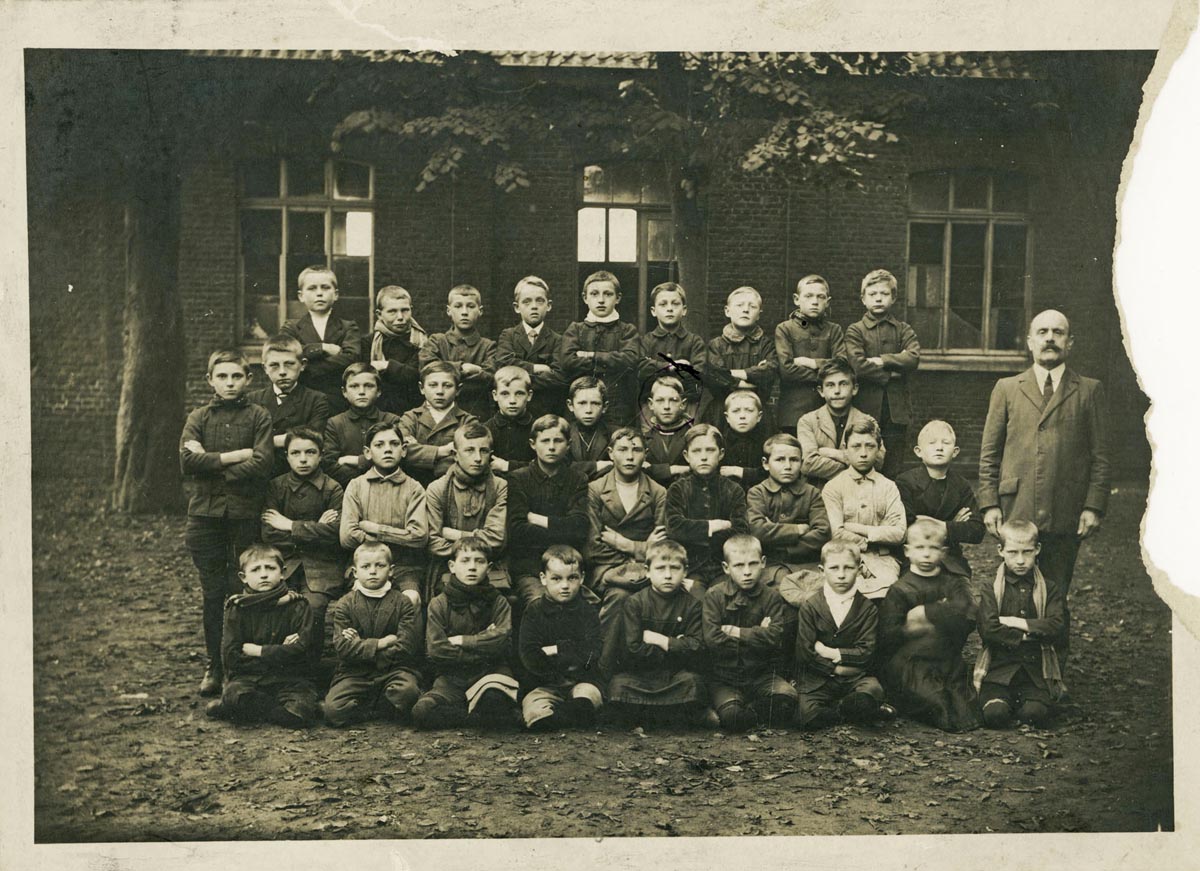 Ecole des garçons Bondues, sd. Archives municipales de Bondues - 17BON_S20
