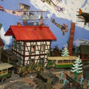 MUSéE DE LA POUPéE ET DU JOUET ANCIEN